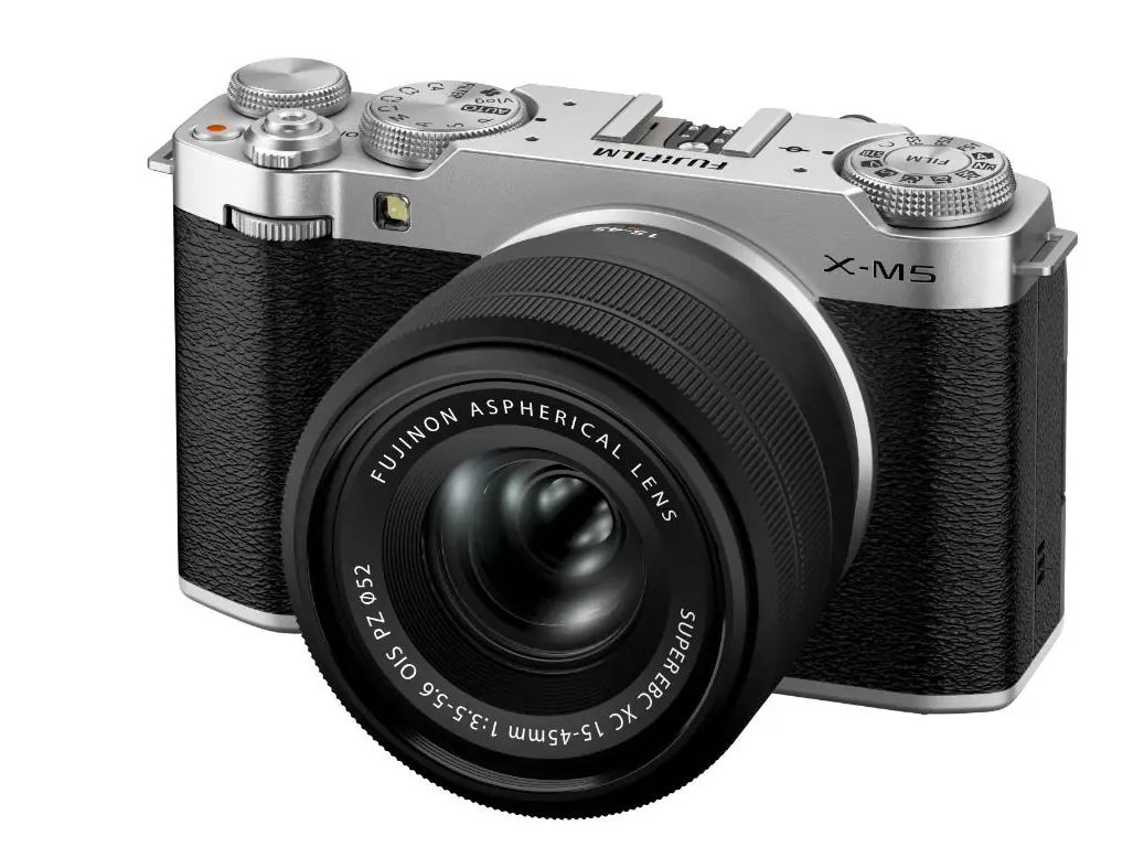 Recensione Fujifilm X-M5